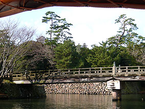 お濠めぐり